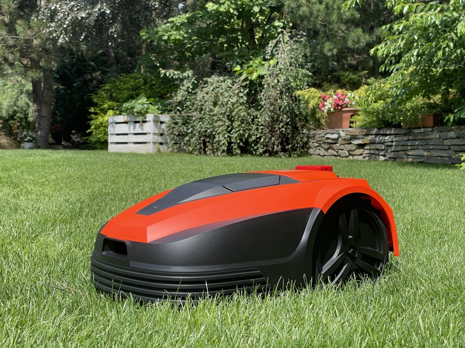 Robot koszący GardenMe